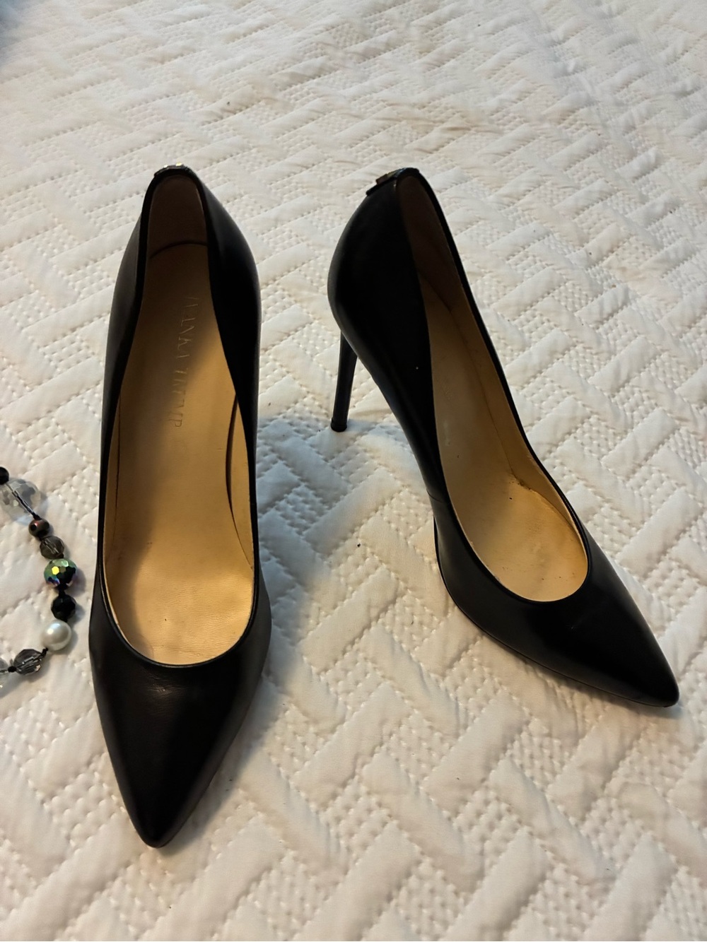 VGUC Ivanka Trump Classic Black Pointed Toe Stiletto Pumps Women Sz 8.5 8 1/2